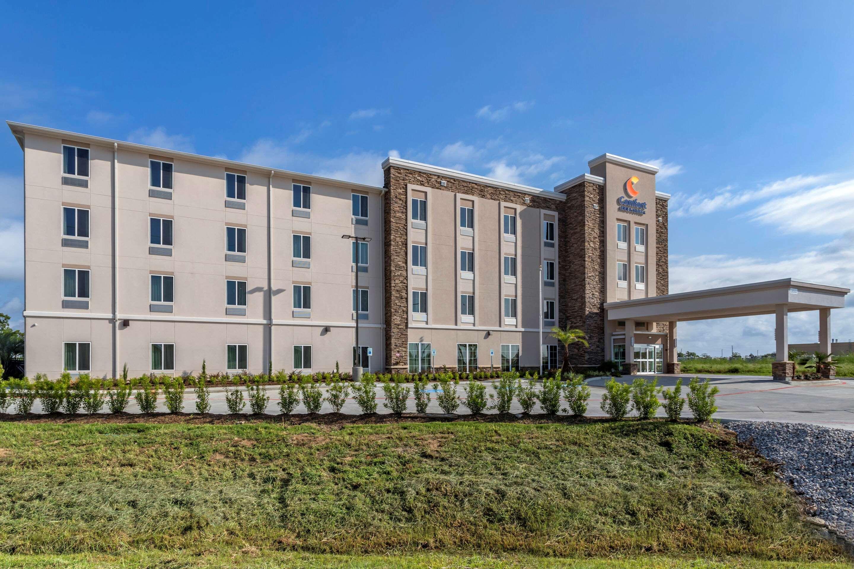Comfort Inn & Suites Waller Exterior photo